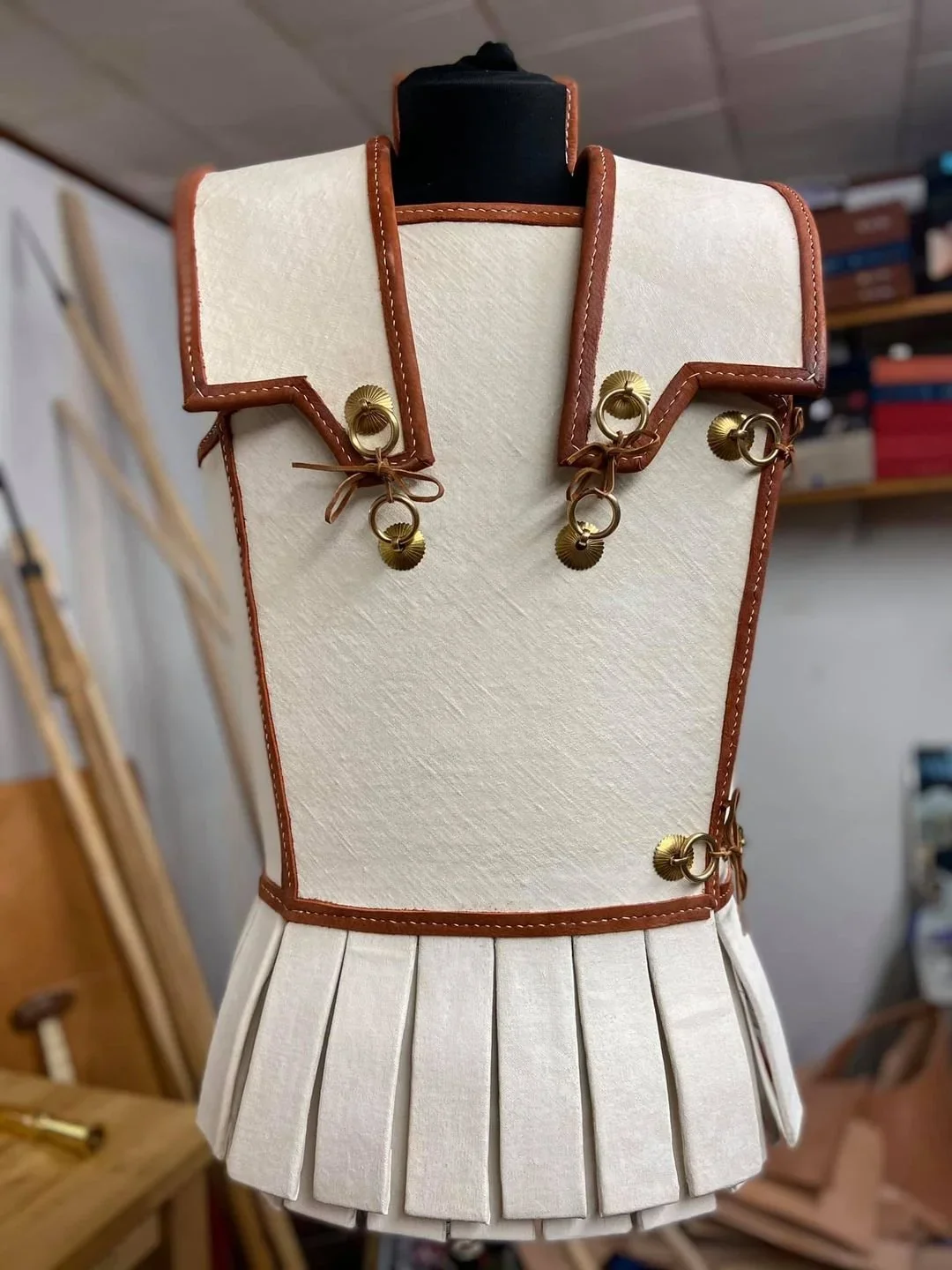 Reconstruction of Greek linothorax linen body armor