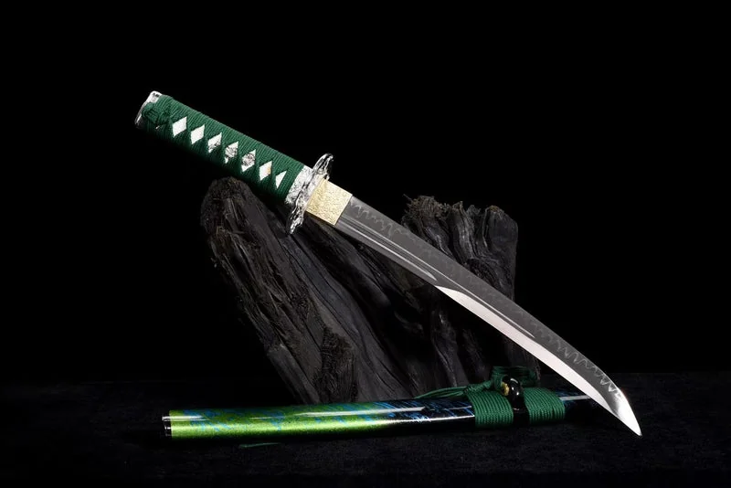 Japanese tanto dagger with traditional mountings